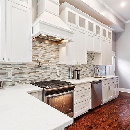 Amazing 3Bedroom Townhome, In Historic Dryade City New Orleans Exterior photo